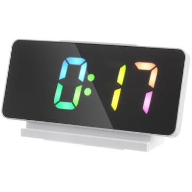 Imagem de Despertador super alto para pessoas com sono pesado, pequeno relógio de mesa de cabeceira com luz noturna RGB, relógio RGB dinâmico, despertador digital, relógio digital colorido RGB com botão soneca