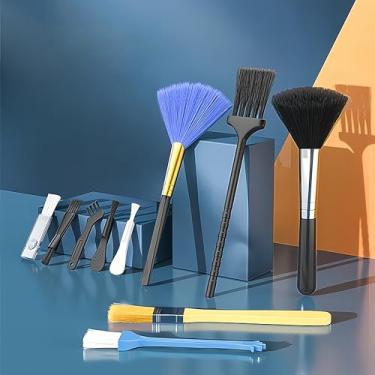 Imagem de Kit de limpeza de teclado 3 em 1, removedor de poeira portátil de 10 peças com escovas macias para eletrônicos, escritório e casa, colorido