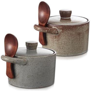 Imagem de Honeydak Saleiro de cerâmica salpicada com tampa e colher de madeira, suporte rústico para adega de sal e pimenta para presente de inauguração de casa de Natal, pote de especiarias pesado (cor retrô