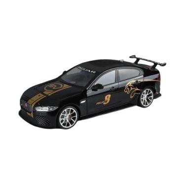 Imagem de Modelo De Carro Em Escala 1:18 Jaguar XE SV Project 8 Em Liga Metálica