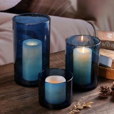Imagem de Castiçal grande Hurricane conjunto de 3 castiçais azuis para velas de pilar, suporte de vela de vidro com bolhas semeadas, vasos cilíndricos de vidro azul para centros de mesa de mesa, casa, pátio e