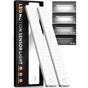 Imagem de Iluminação sob o armário, luz interna com sensor de movimento, luz de armário operada por bateria recarregável por USB, luzes de gabinete de LED, luzes de bancada reguláveis para cozinha (pacote com 2