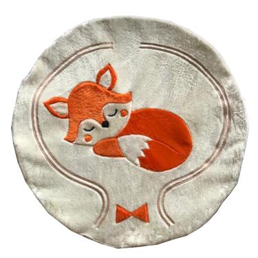 Imagem de Tapete Pelúcia Raposa Fox 90cm x 90cm Redondo Decorativo Quarto Infantil Base Emborrachado - Palha
