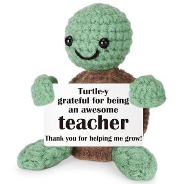 Imagem de Presentes para ele, tartaruga de crochê, presente de tartaruga positiva feito à mão para mulheres, homens, casais, esposa, marido, romântico para namorado, namorada, decorações engraçadas de