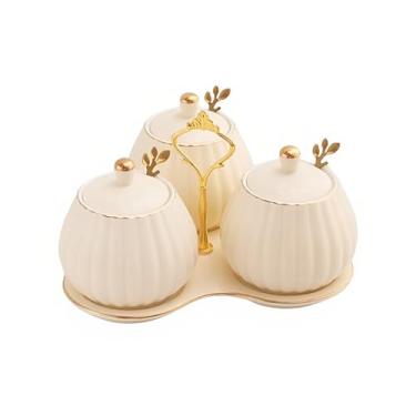 Imagem de YMYL Conjunto De 3 Potes Condimentos Porcelana, Açucareiro Com Tampa, Colher E Bandeja, Tempero Cerâmica Modernos, Recipiente Sal Para Cozinha Doméstica, Restaurante, Cafeteria (Bege Claro)
