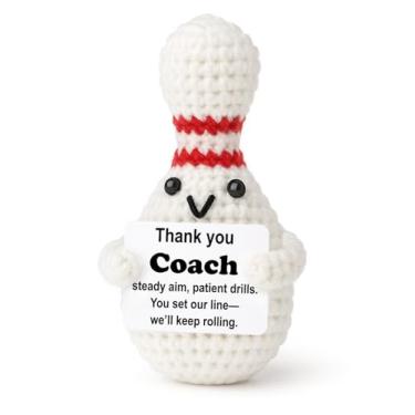 Imagem de Weming Coach Appreciation Gift – Mini Crochet Bowling Ball Plush with Positive Sign, Handmade 4-inch, Lane Load Thanks, Desk Shelf Decor, Year-Round