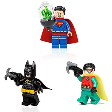 Imagem de LEGO DC Super Heroes Combo Pack - Superman, Batman, and Robin Minifigures with Accessories and Display