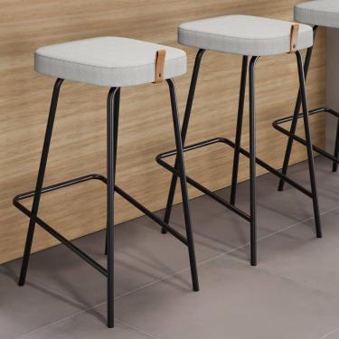 Imagem de Kit 02 Banquetas Médias Para Cozinha Vik Estofada Linho Cinza - Abmaza