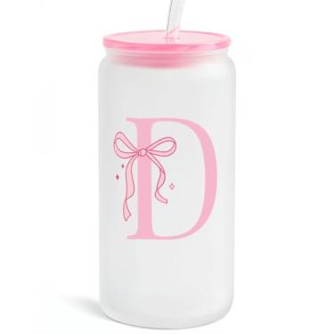 Imagem de SANDJEST Copo de vidro monograma com tampa acrílica e canudo, copo de café gelado fosco personalizado 473 ml, monograma presentes iniciais para mulheres meninas no aniversário (D)