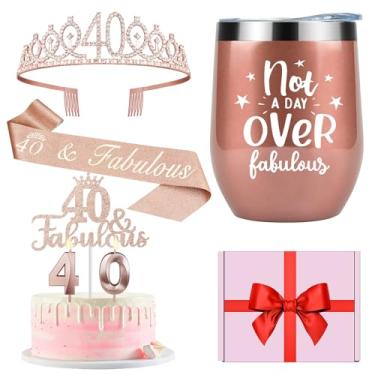 Imagem de Presentes de decorações de aniversário de 40 anos para mulheres, incluindo coroa, faixa, topo de bolo, velas e copo de vinho de 340 g com tampa, presentes de aniversário de 40 anos para mulheres