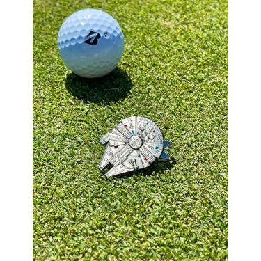 Imagem de LookGoodGolf Marcador de bola de golfe Falcon com clipe magnético para chapéu, design inspirado na Guerra nas Estrelas, acessórios de golfe para homens e mulheres