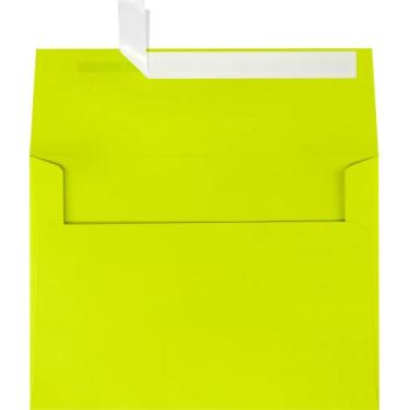 Imagem de Envelopes de convite LUXPaper A7 para 5 x 7 cartões em 80 lb. Wasabi, envelopes impressos para convites, com vedação de descascar e pressionar, pacote com 50, tamanho do envelope 14 x 19 cm (verde)