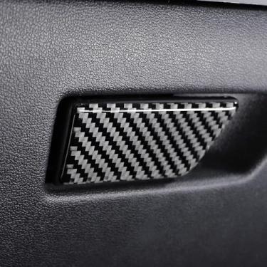 Imagem de BETTERHUMZ Guarnição do interruptor do porta-luvas do console central do carro compatível com Audi A3 8Y S3 RS3 Sportback 2021-2025 Co-Pilot Box adesivo de botão de caixa de carbono acessórios