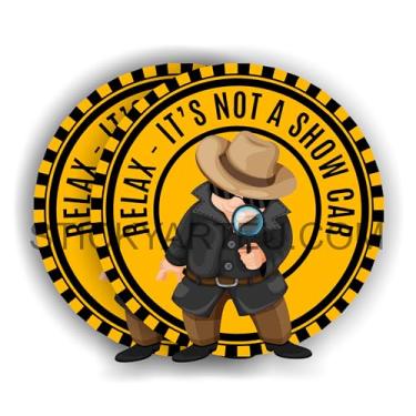 Imagem de Adesivo decalque de carro "Relax - It's Not a Show Car", pacote com 2, design de detetive amarelo e preto (10 x 10 cm)