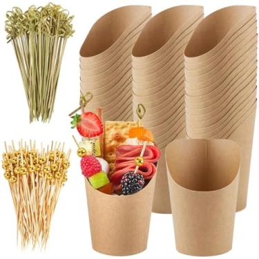 Imagem de yvsay Copos de aperitivo de papel de 340 g com palitos de coquetel, suporte de batatas fritas marrom Kraft, lembrancinha de tabuleiro de festa (60 xícaras de charcutaria + 200 palitos)