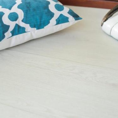 Imagem de Piso Vinílico Oak Gray 22,86x 3,34 Unidade - Bege Claro - Graddus