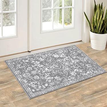 Imagem de Pauwer Tapete de área de flores vintage, tapete de entrada envelhecido 2x3, tapete de entrada antiderrapante, tapete de entrada de pelo baixo, tapete de entrada retrô, tapete cinza lavável para quarto, cozinha, lavanderia