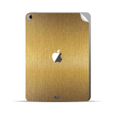 Imagem de IPG Decalque decorativo para iPad Protetor traseiro de vinil de fibra de carbono antiarranhões - Superfície 3D - Sem bolhas - Fácil de instalar (ouro escovado, iPad Air (M2) 11 polegadas)