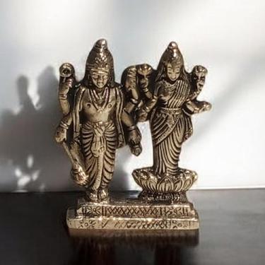 Imagem de Vishnu Lakshmi Narayan Murti de latão | Ídolo Vishnu requintado de 6 cm para decoração de casa e escritório | Estátua Lakshmi Narayan para sala de Pooja, presente e templo | Elegante peça de deus para