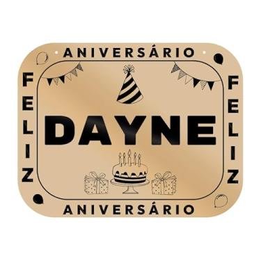 Imagem de Placa Feliz Aniversário Dayne em MDF, 19x14 cm, com 2 Furos para Pendurar