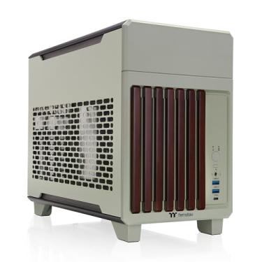 Imagem de Thermaltake TR100 WS; acabamento frontal de madeira; suporte mITX; 18,9 litros; cabo riser PCIe 4.0 incluído; folga GPU de 360 mm; suporte de radiador de 280 mm; suporte PCIe removível; verde matcha