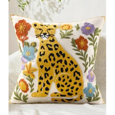 Imagem de Kokaaee Capa de almofada bordada 45,7 x 45,7 cm - Capa de almofada decorativa para primavera, verão, boho, animal, com zíper para sofá, quarto, sala de estar, fronha, floral, leopardo