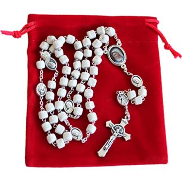 Imagem de Holy Land Market Colar feminino de rosário de pedra Medjugorje - Cruz de prata de 50,8 cm da Apparition Hill
