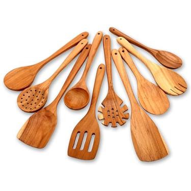 Imagem de EasyShopForEveryone Conjunto de utensílios de cozinha e servir de madeira teca de 10 peças – Colheres e espátulas de cabo longo – Utensílios de cozinha resistentes ao calor, duráveis e ecológicos