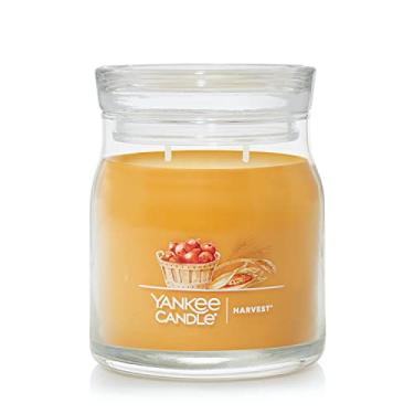 Imagem de Yankee Candle Colheita perfumada, assinatura 368 g frasco médio 2 velas, mais de 35 horas de tempo de queima
