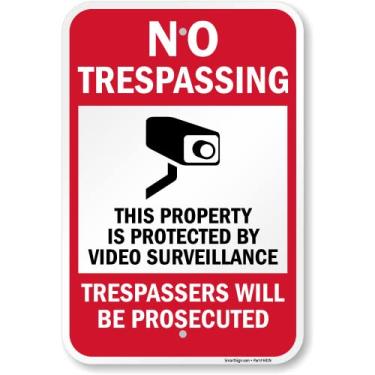 Imagem de SmartSign 45,7 x 30,4 cm "No Trespassing - Property Protected by Surveillance, Trespassers Prosecuted" Placa de metal, composto de alumínio de 120 mm (ACM), material refletivo EG, vermelho, preto e branco