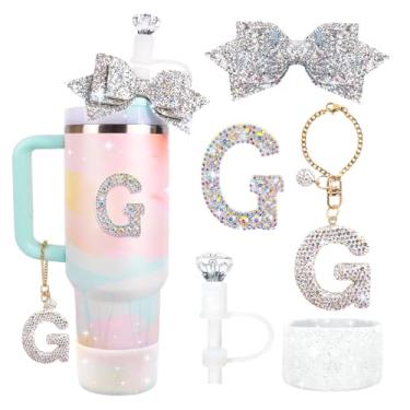 Imagem de Lingdeer Conjunto de acessórios de garrafa de água para Stanley Cup 30 e 1,134 g, pingentes de letras brilhantes, capa de canudo de diamante, bota de silicone com glitter, adesivo personalizado, topo