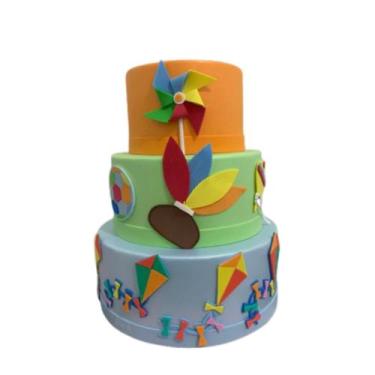 Imagem de Bolo fake brinquedos 3 andares - Catavento