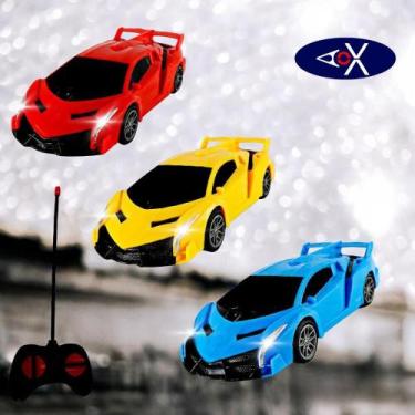 Imagem de Carrinho de Controle Remoto Modelo Esportivo À Pilhas Acende os Faróis