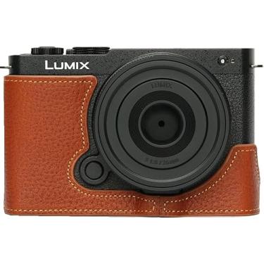Imagem de BMAOLLONGB Capa para câmera S9, capa de couro genuíno feita à mão para câmera Panasonic Lumix S9 versão com abertura inferior + alça de mão (marrom)