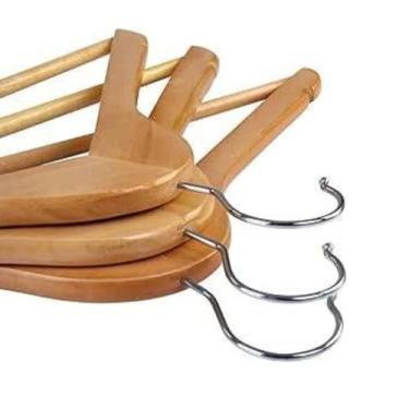 Imagem de Kit 3 Cabides de Madeira com Verniz, Gancho Giratório 360°, Acabamento Envernizado, para Casacos e Vestidos