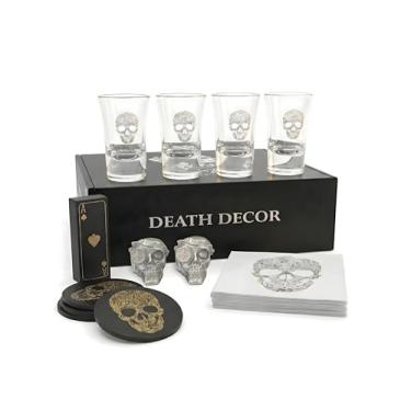 Imagem de Death Decor Conjunto de presente de copo de shot de caveira gótica – 4 copos de shot (28 g), porta-copos de caveira preta, cartas de baralho à prova d'água e 30 guardanapos em caixa de presente preta