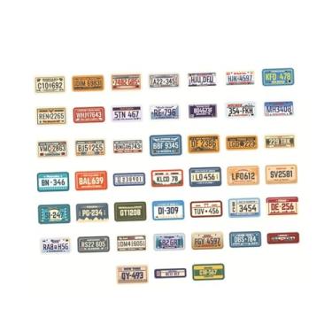Imagem de 45pcs Vintage Decalques Decorativos PET Exquisite Memória Ferro Caixa Série Retro Handbook Adesivos para Diário Notebook Scrapbooking Journaling Crafting (Carro 6)