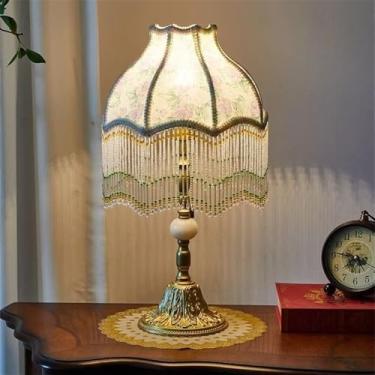 Imagem de Luminária de mesa francesa de luxo com LED, estilo retrô americano, para sala de estar, quarto, escritório, casa de campo ou hotel, com franjas criativas, estilo campestre europeu (modelo 31