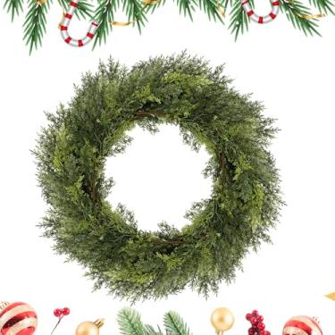 Imagem de Guirlanda de pinheiro de Natal para porta da frente, guirlanda verde de videira com toque real, hastes de vegetação, férias, ambientes externos, ambientes internos (G)