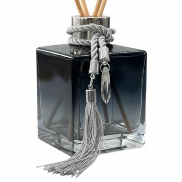 Imagem de Difusor Aromatizador de Ambiente 250ml Vidro Cubo Lavabo Luxo com Varetas – Frasco Decorativo para Banheiro e Pia(Preto Degradê/Prata)