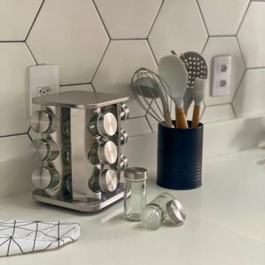 Imagem de Porta Condimentos Giratório 360º com 12 Potes de Vidro e Aço Inox – Organizador de Temperos para Cozinha Moderna e Compacta