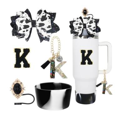 Imagem de RENUIS Conjunto de 5 peças de acessórios para copo Stanley de 30 e 1,134 g com alça, incluindo topo de palha, bota de silicone com glitter, decoração de arco de palha, pingente de letra de