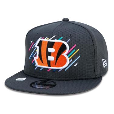 Imagem de BONE 9FIFTY CINCINNATI BENGALS CRUCIAL CATCH ABA RETA PRETO ABA RETA SNAPBACK CHUMBO NE...
