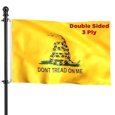 Imagem de Bandeira Dont Tread On Me, 9,5 x 1,5 m – 3 camadas de poliéster pesado com estampa brilhante, bandeira Gadsden bandeira dupla face Tea Party Banner | Flutters Well | Ilhós de latão – parede externa