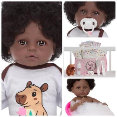 Imagem de Bebê Reborn Negra Roupa Capivara Com Bolsa E Acessórios - Cegonha Rebo