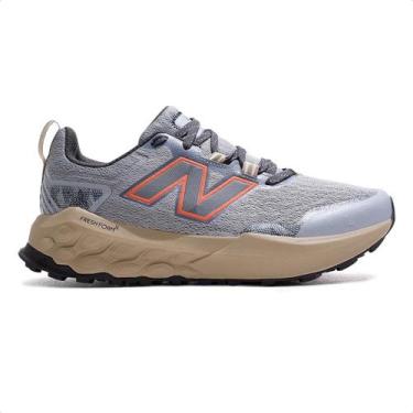 Imagem de Tênis New Balance Fresh Foam Garoé V2 Masculino, 38, Cinza, Laranja