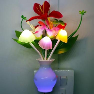 Imagem de AUSAYE Luz noturna plug-in com sensor de luz automático, luz noturna de cogumelo LED RGB, lâmpada de flor de lírio vermelho para adultos, crianças, berçário, quarto, sala de estar, banheiro, escadas
