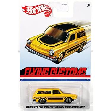 Imagem de DieCast Hot Wheels Custom '69 Volkswagens Squareback (Yellow), Flying Customs