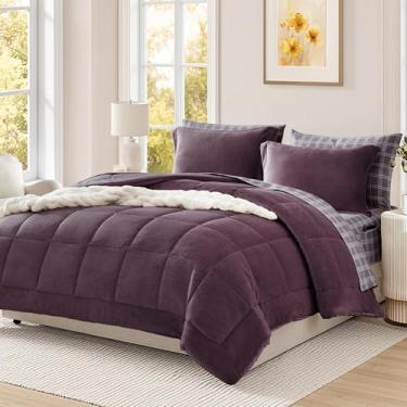 Imagem de AMBERSPACE Conjunto de edredom de pelúcia, tamanho casal, roxo, veludo de flanela, cama em uma bolsa, macio e quente para o inverno, conjunto de cama com lençóis, fronhas e fronhas