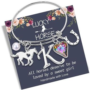 Imagem de Anoup Pulseira de cavalo, presentes para meninas, pulseiras de aço inoxidável com inicial de coração, ferradura, pingente de pérola, presentes de cavalo para meninas, adolescentes, aniversário, Natal para amantes de cavalos, 2.5" inner diameter, Aço inoxidável, Pedra preciosa de zircônia sintética